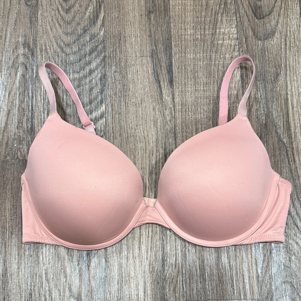 PINK 32D Wear Everywhere Push Up Women's Bra
